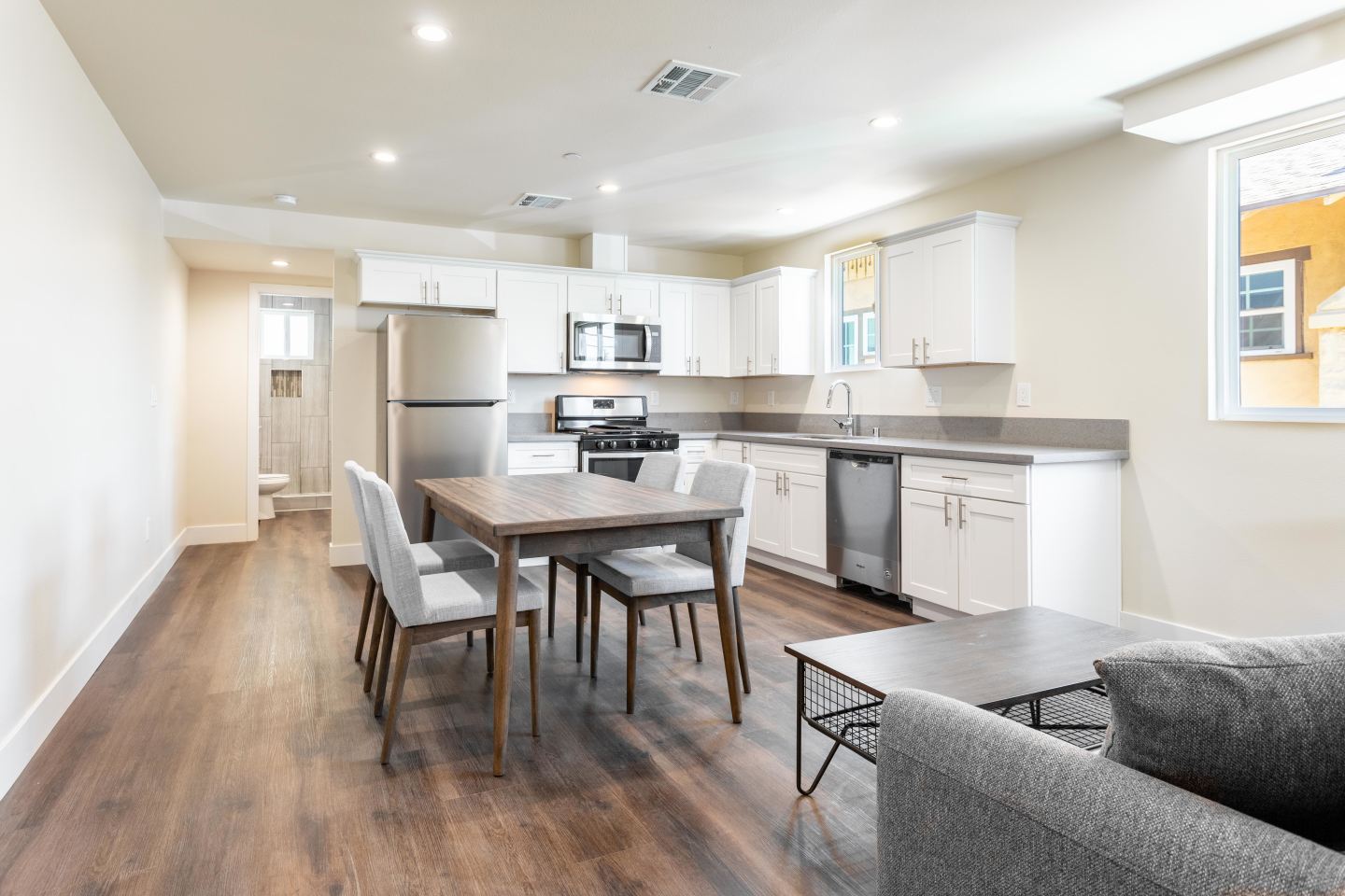 Antares 1419 S New Hampshire Avenue - Co-Living Image 6