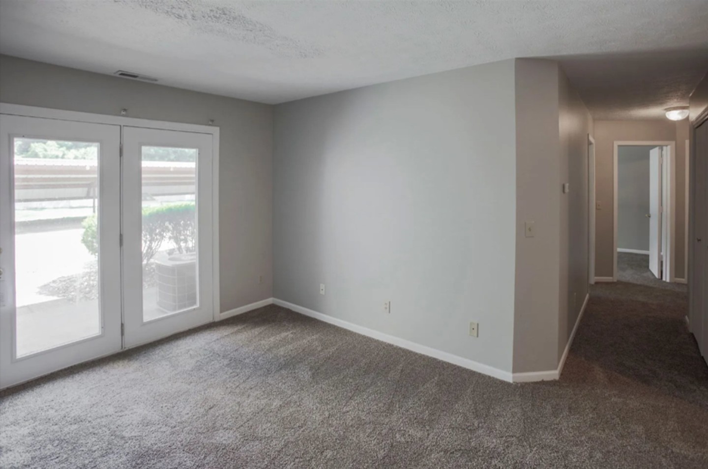 Elston Point Image 20