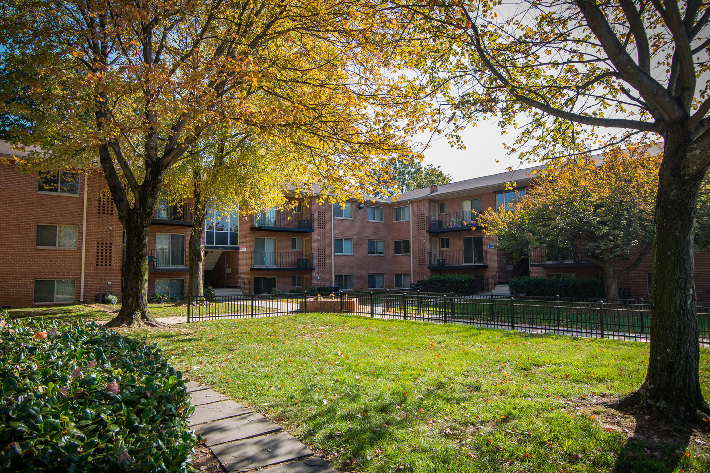 Glen Willow Apartments Image 3