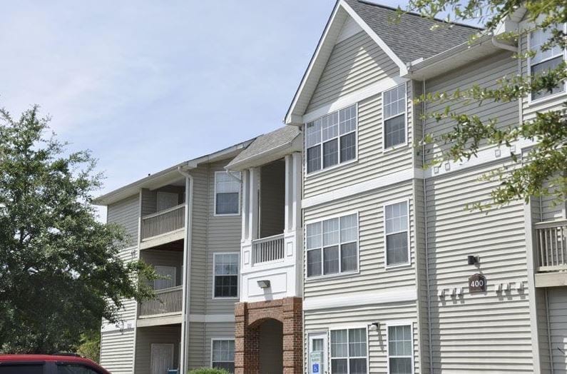 Fox Run Luxury Apartments Image 21