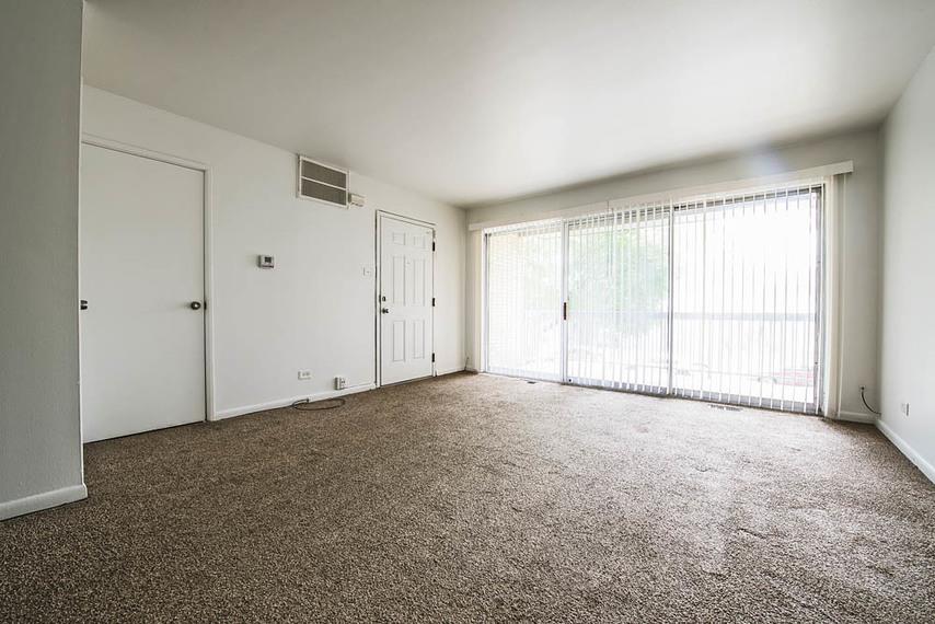 13905 S Clark Image 2