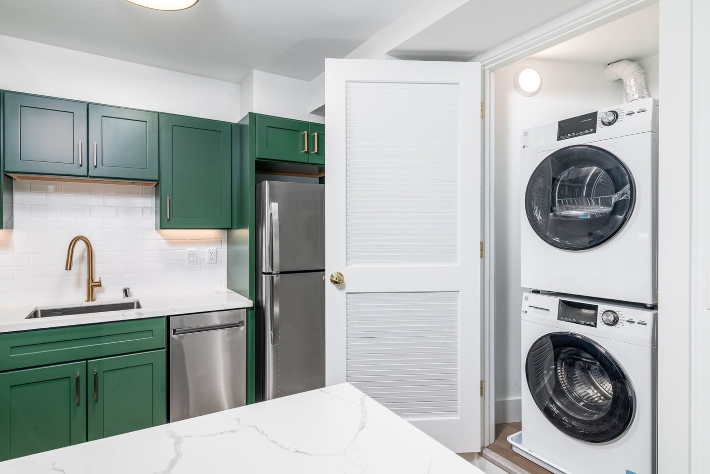 3201 23RD STREET Apartments Image 28