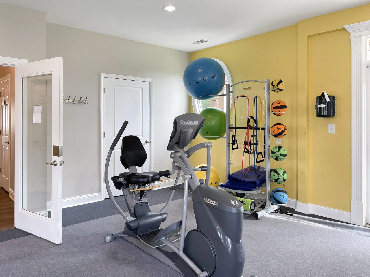 Crosstimbers Apartment Homes Image 13