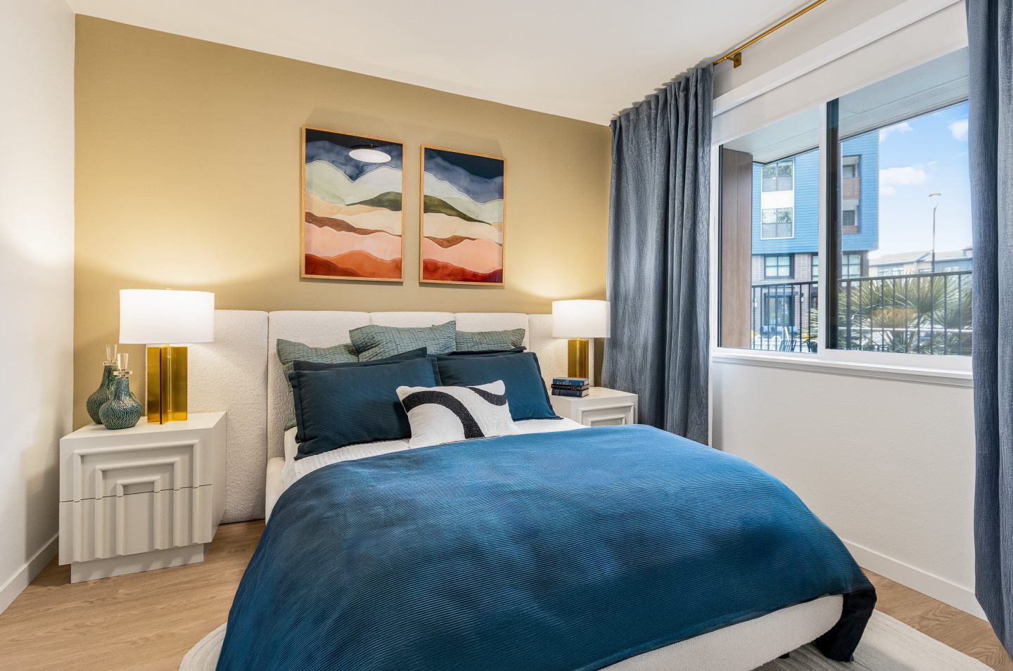 Sevens Luxury Apartment Image 6