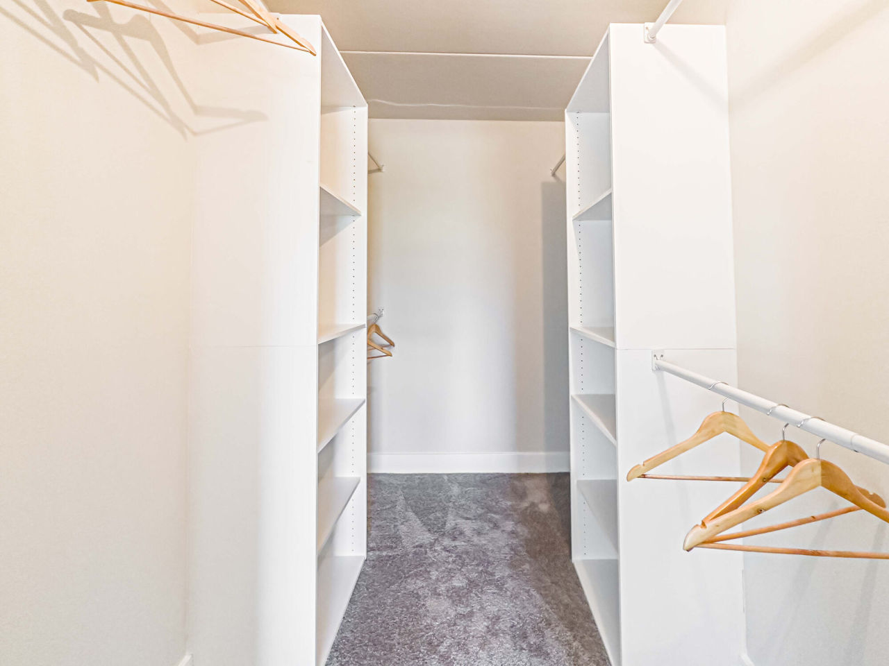 Whitney Apartments Image 33