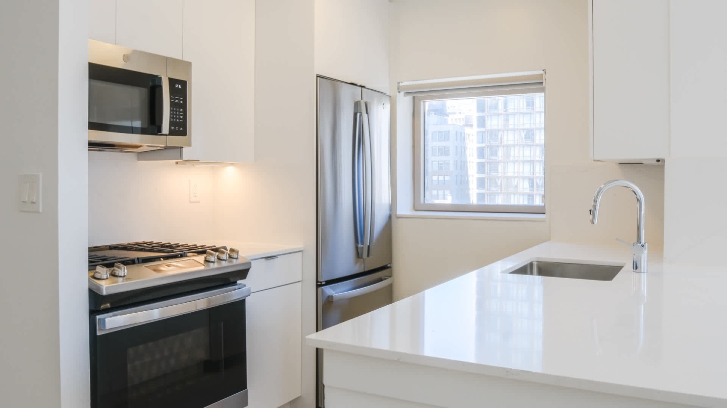 777 6th Avenue Image 29