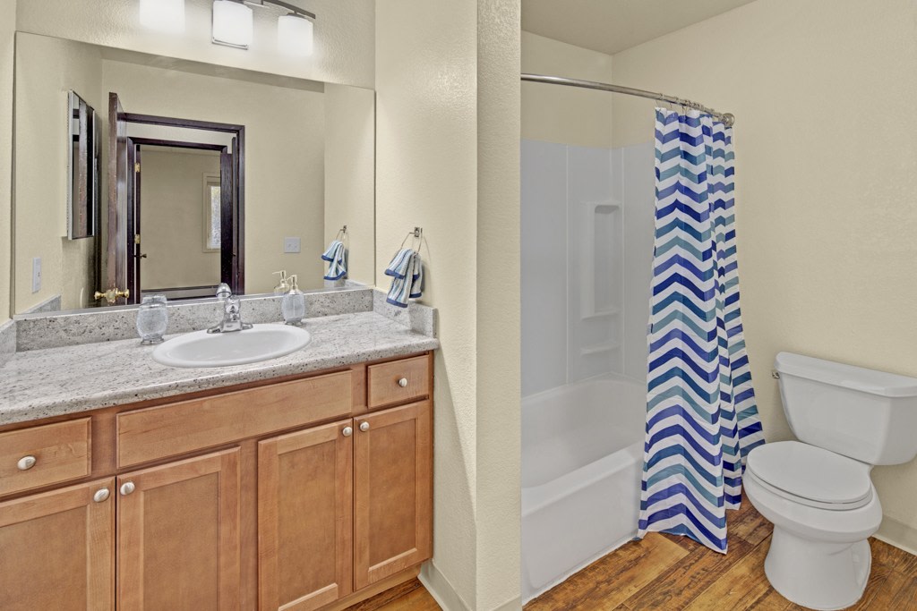 Hillside Chalet Apartment Homes Image 10