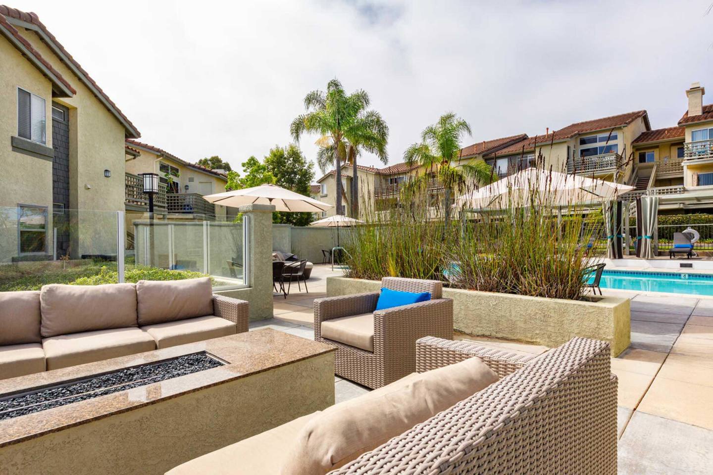 Elan Overlook Laguna Apartments Image 4