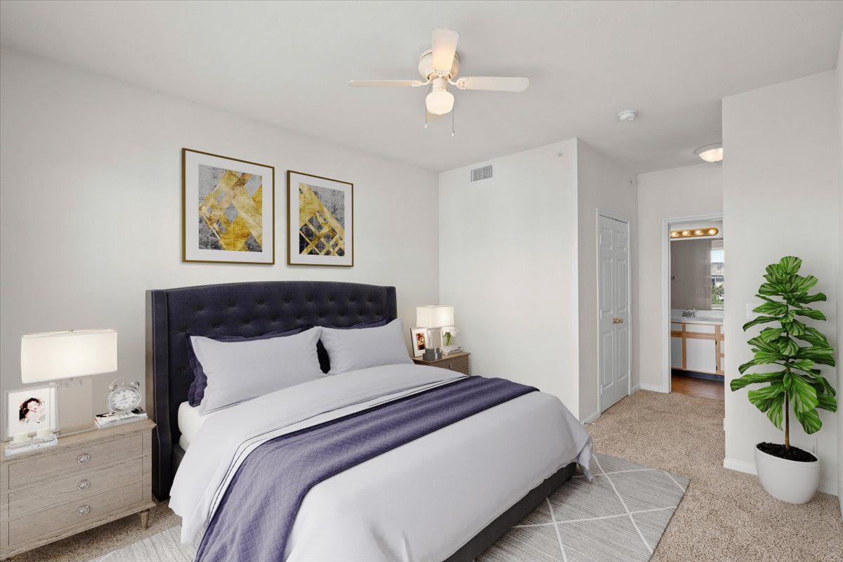 Crescent Apartments Image 15