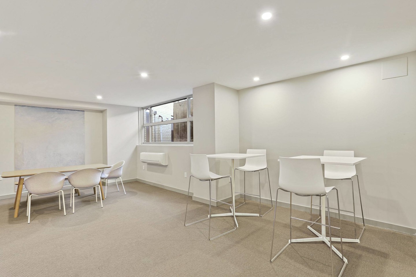 The Rittenhouse Image 32