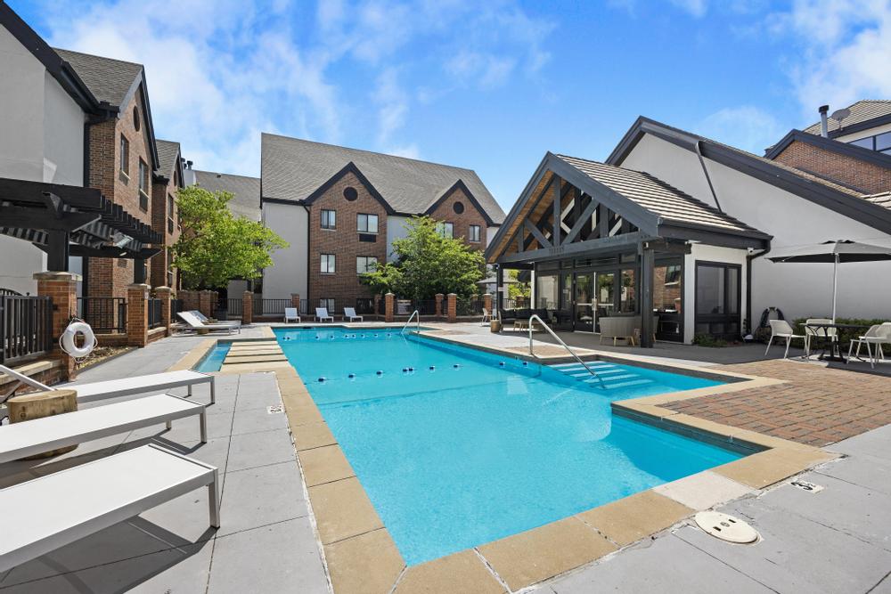 AVIA Apartments at College Boulevard Image 49
