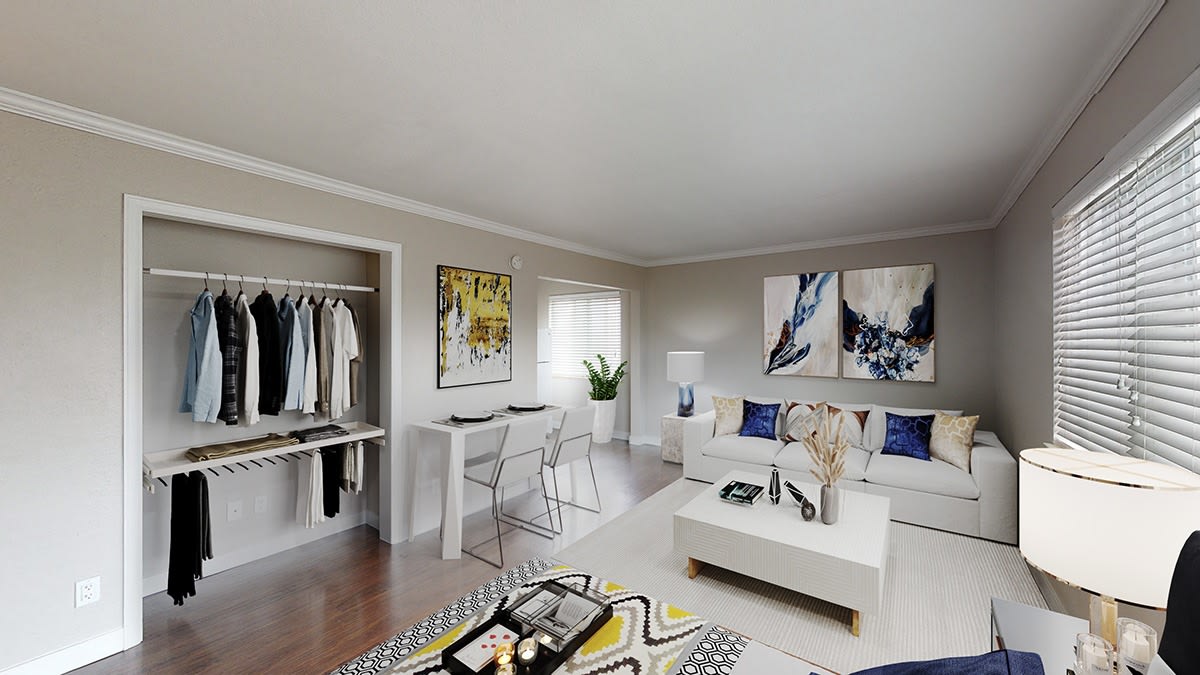 Kent Apartments Image 3