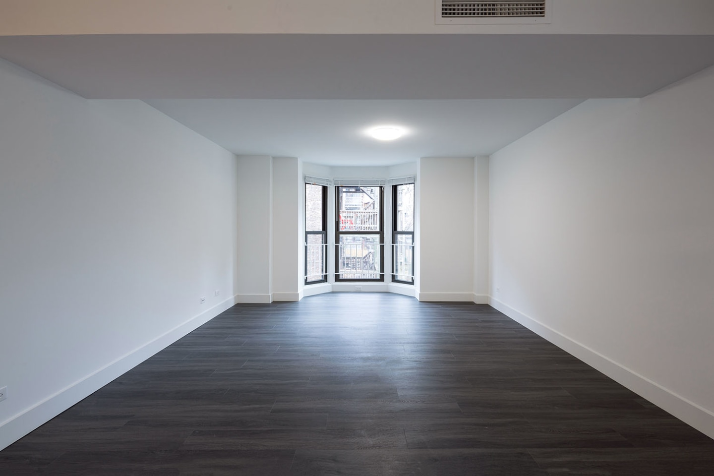 1400 E. 57th Street Image 22