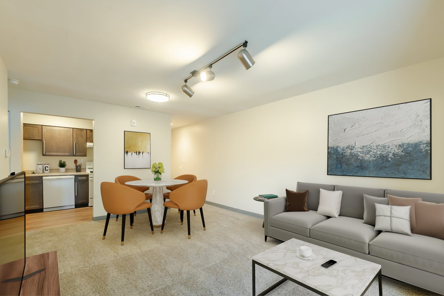 Franklin Manor Apartments Image 4