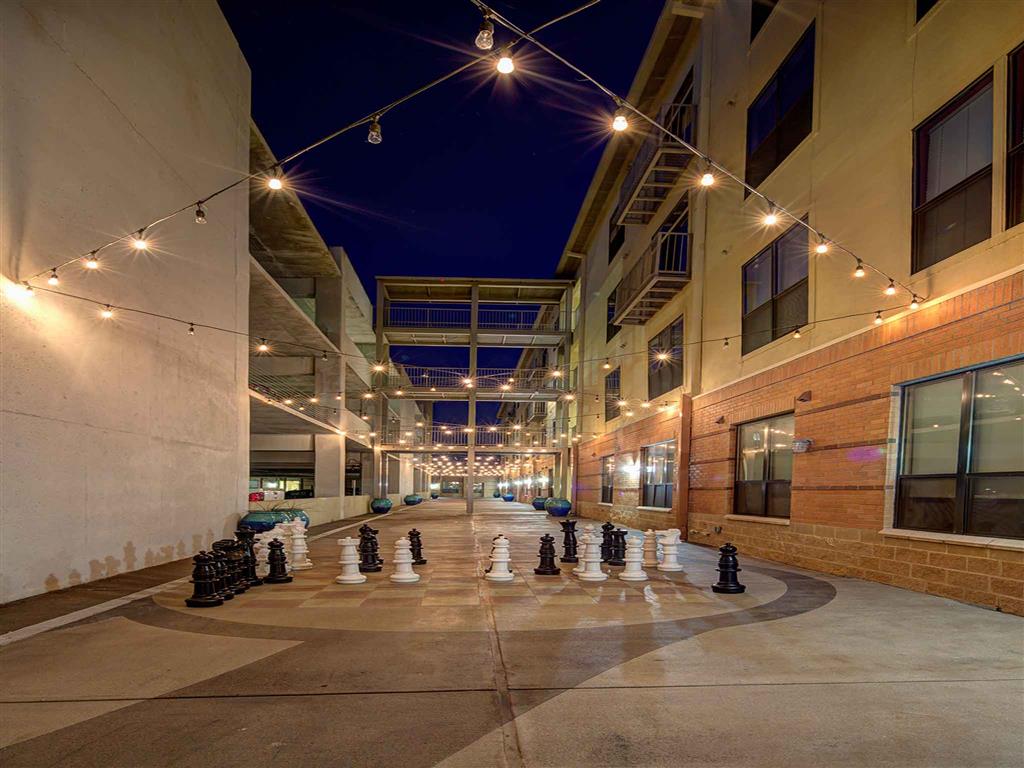 La Frontera Square Image 7