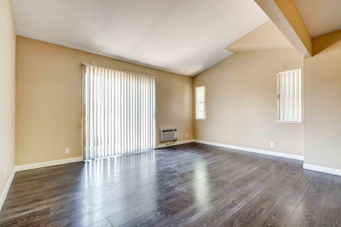Terra House Apartments Image 6