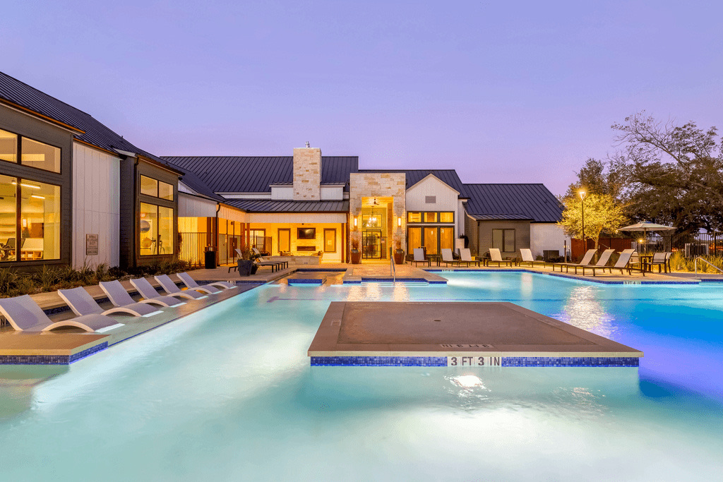 East Vue Ranch Apartments Image 1