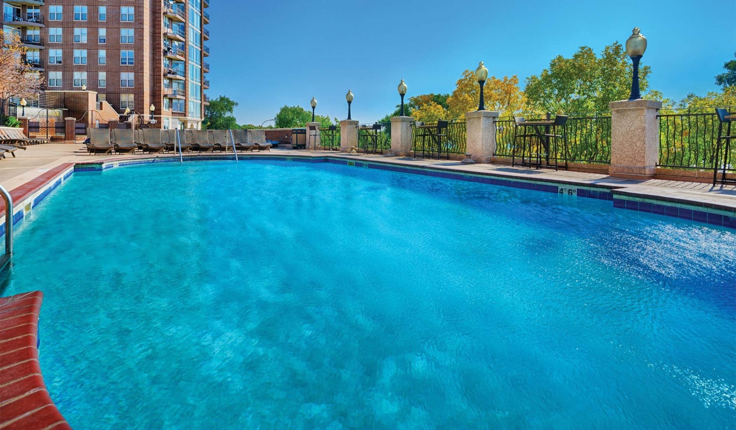 The Beach Club Residences Image 16