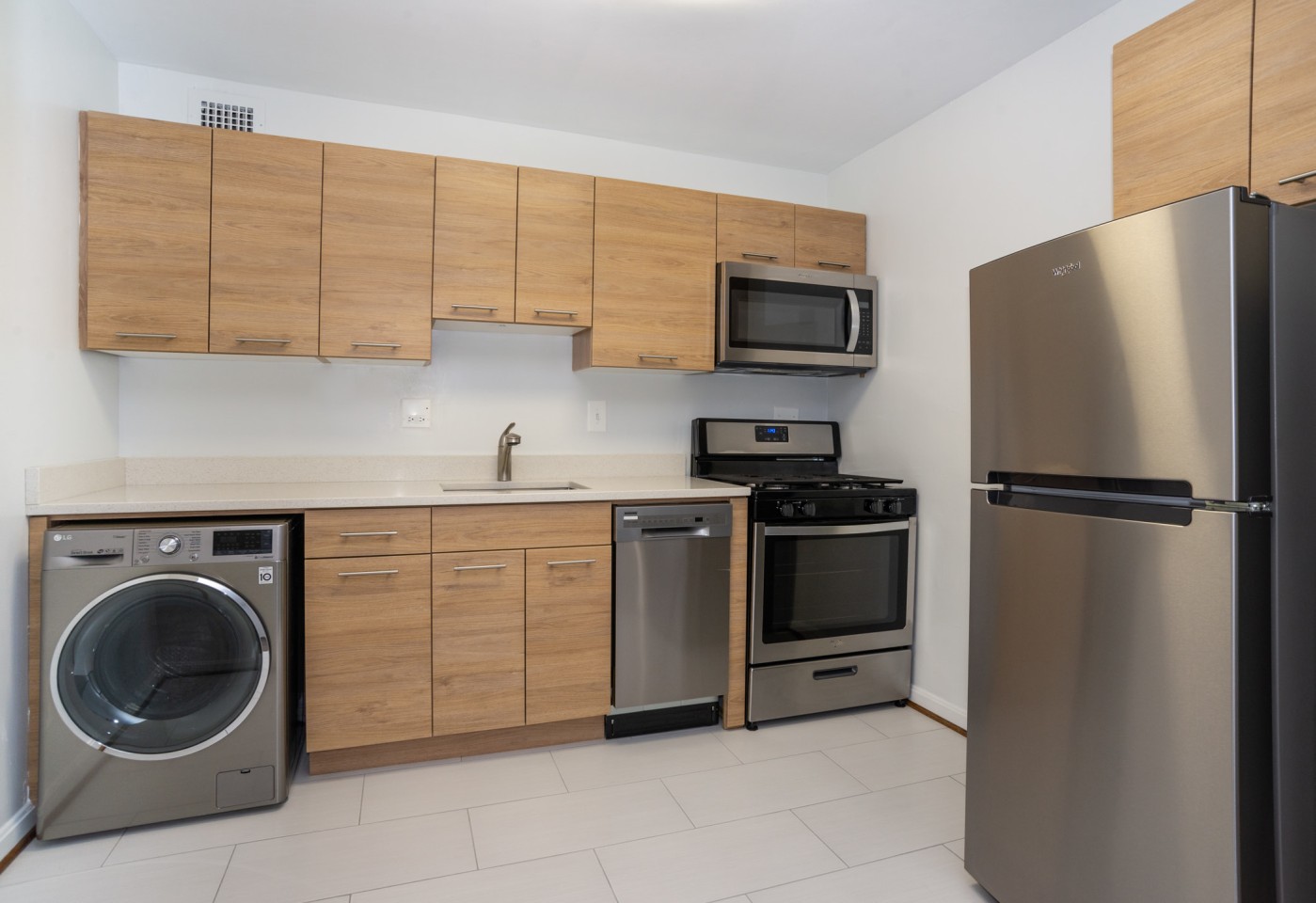 The Seville Apartments Image 4