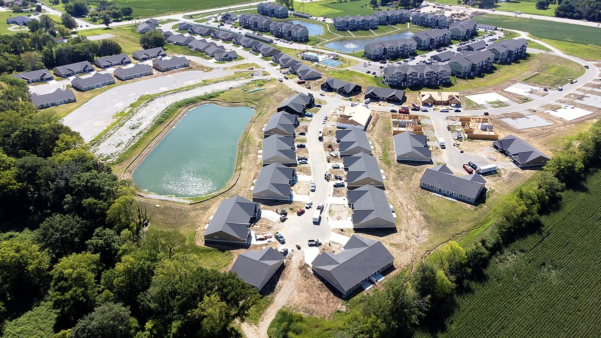 Villas at Hartman Lakes Image 17