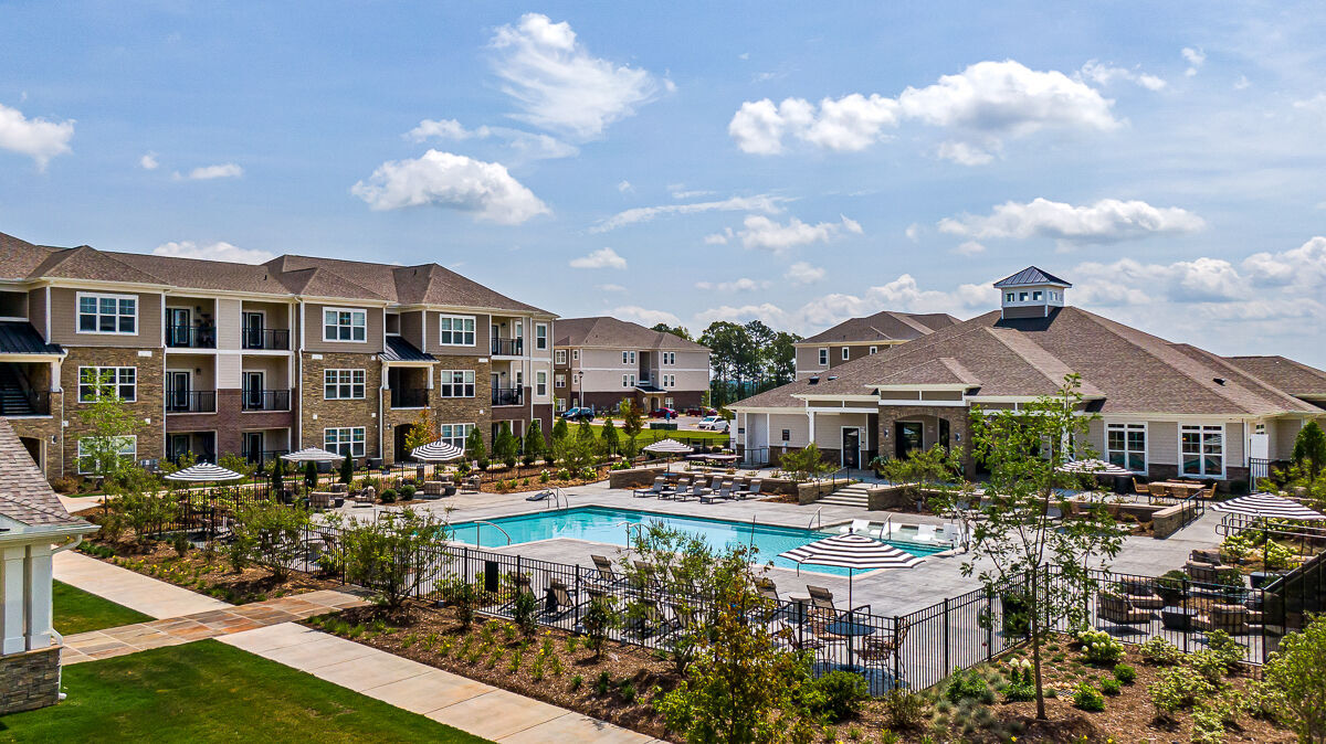River Oaks Landing Image 1
