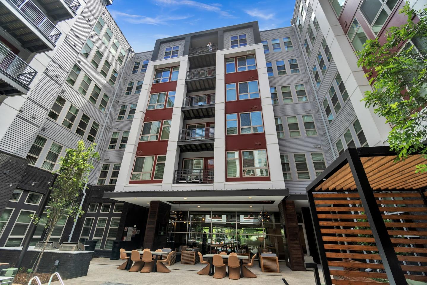 South & Hollis Image 37