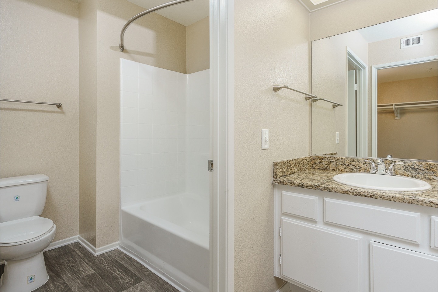 Westlake Canyon Apartments Image 1