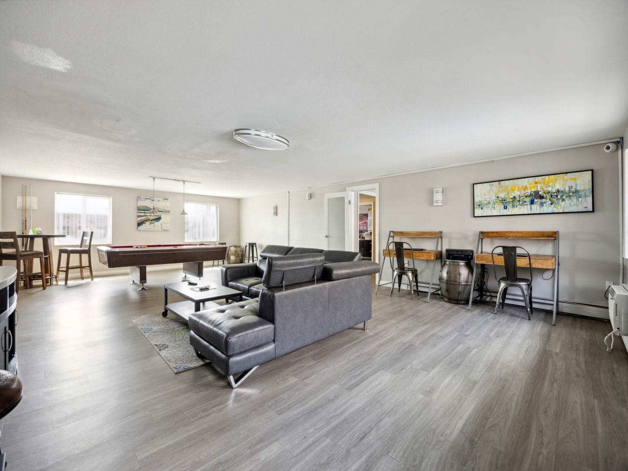 Newport Square Apartments Image 17