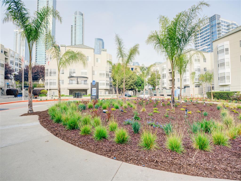 Bayside Village Image 42