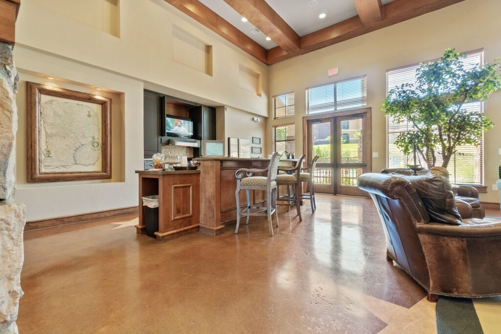 The Residences at Holland Lake Image 13