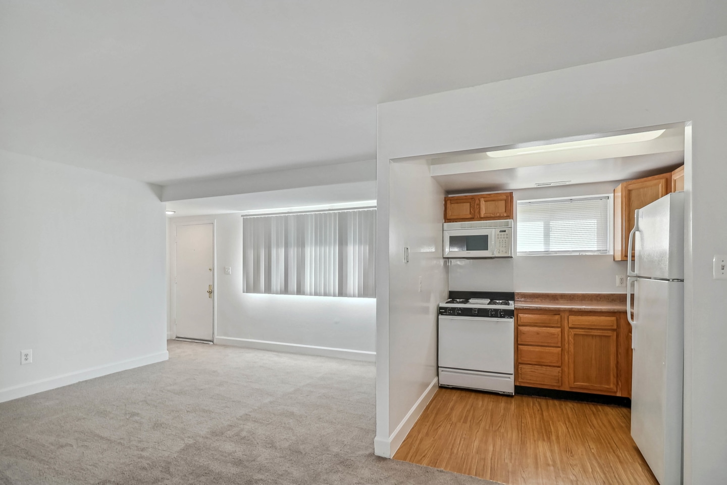Barclay Square Apartments Image 3