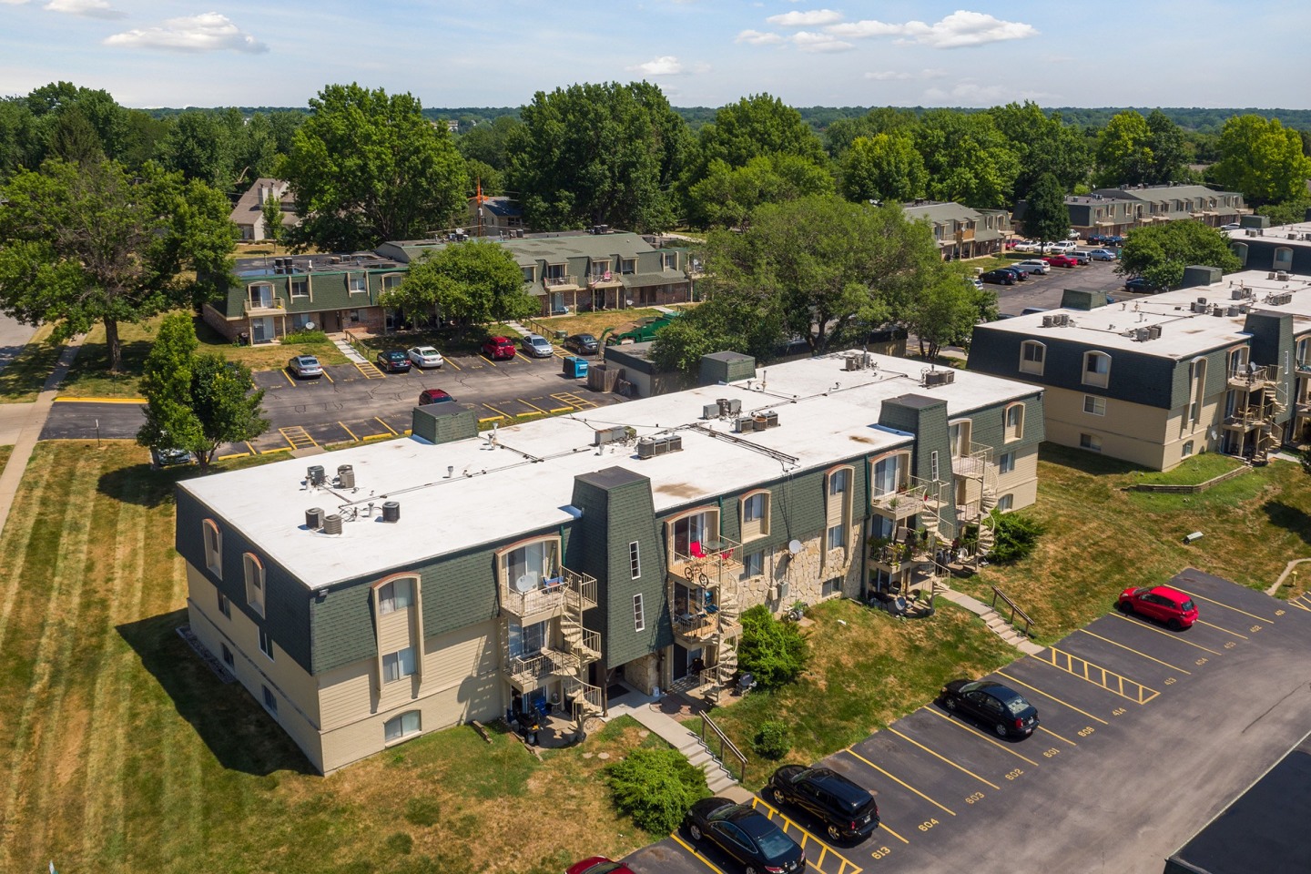 Sherwood Glen Image 12