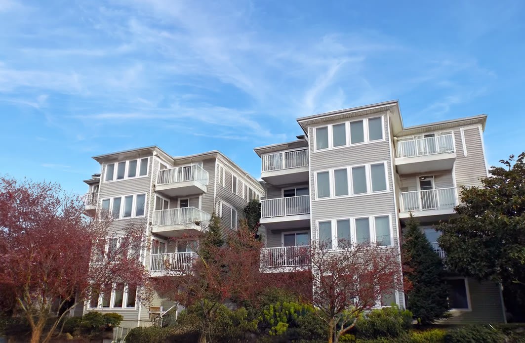 Courtyard Apartments Ballard Image 7