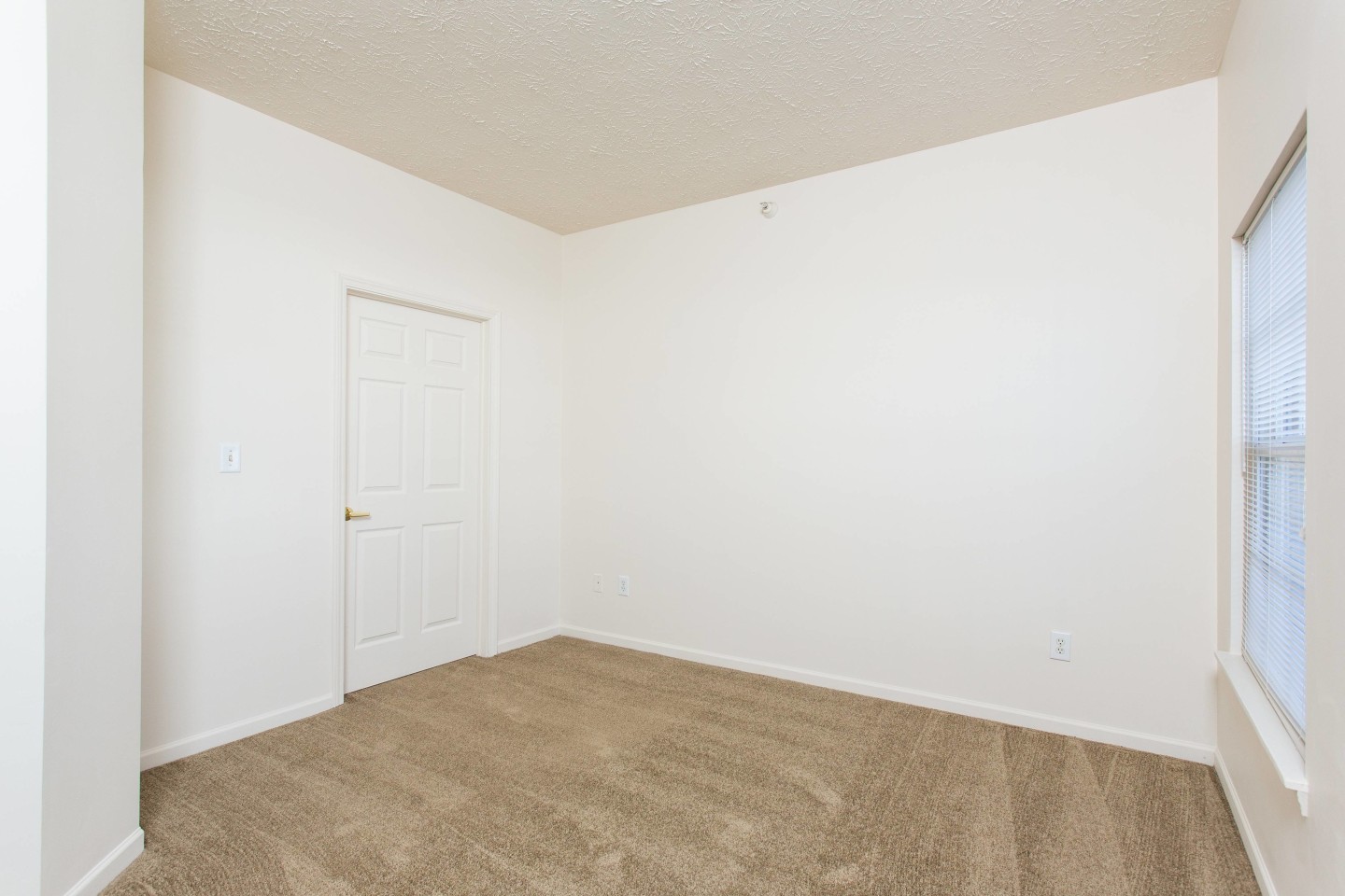 Harrison Place Apartments Image 4