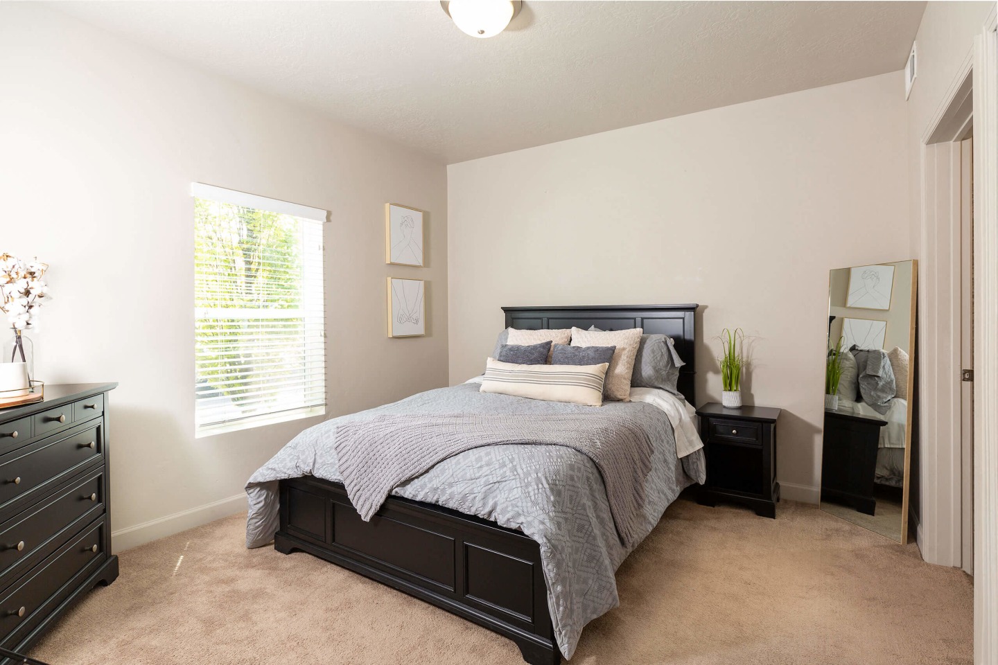 Oquirrh Hills Image 36