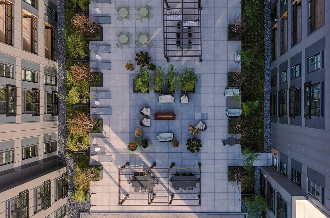Residences at the Sutton Image 17