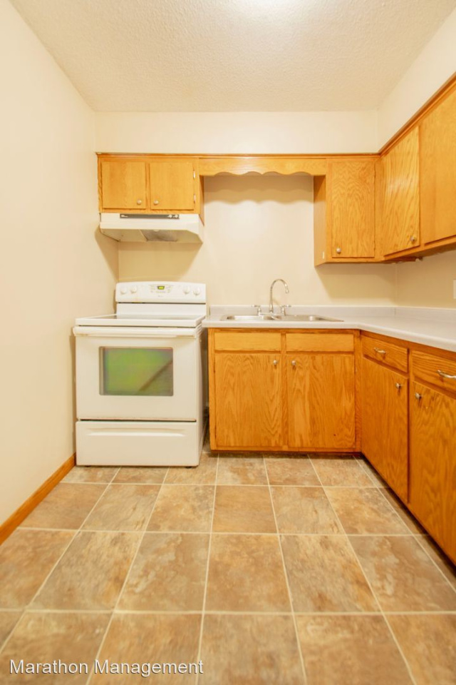 Lake Orono Estates Image 3