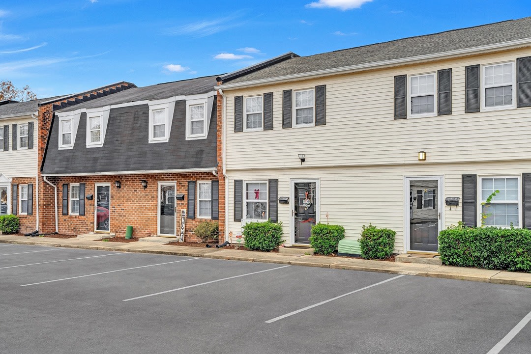 Riverstone Townhomes Image 13