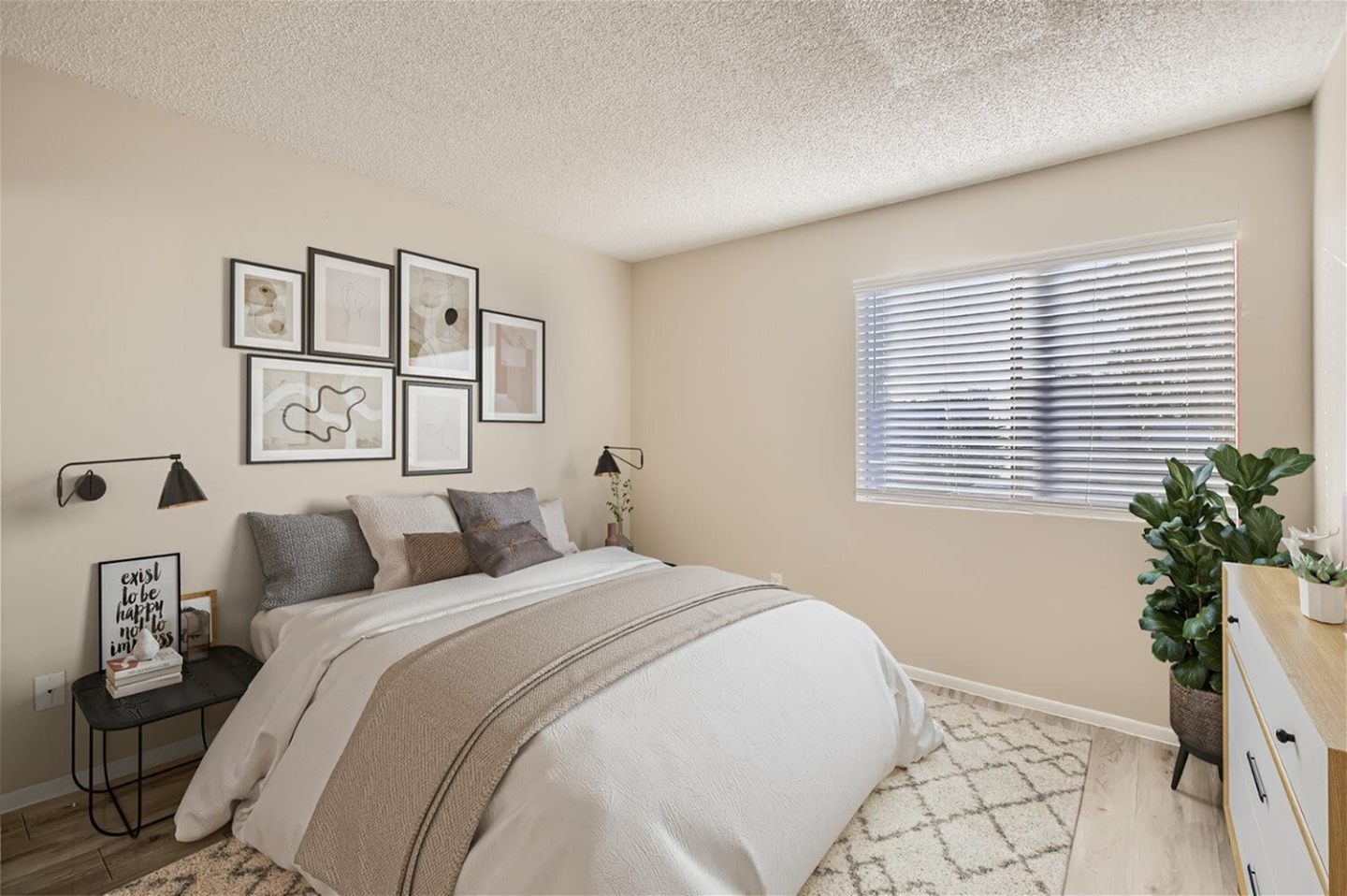 Rise Desert Cove Image 61