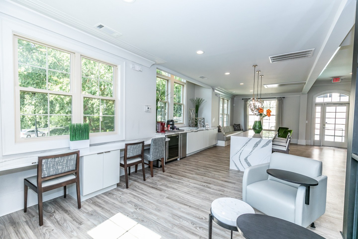 1401 West Paces Image 6