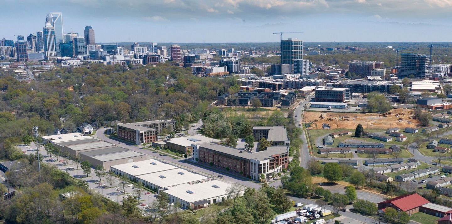 704 at the Quarter Image 8