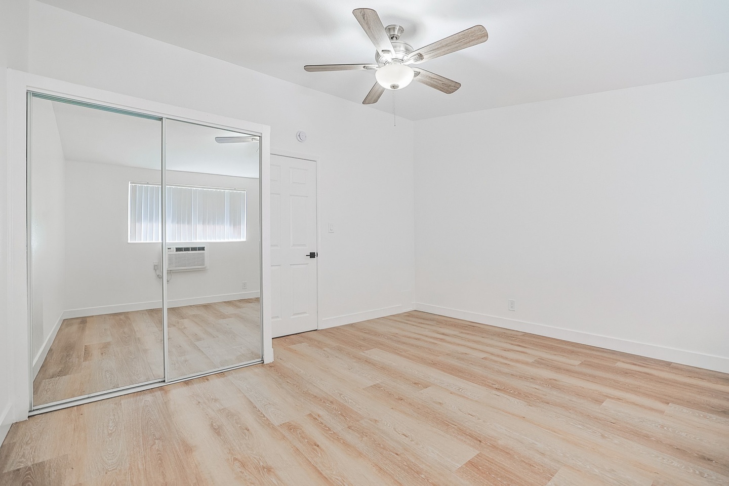 Orange Grove Townhomes Image 13