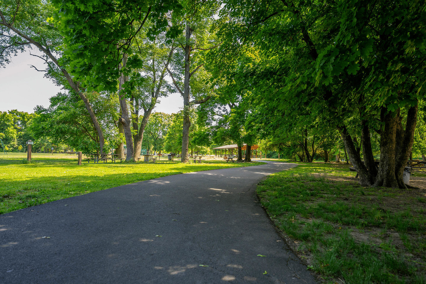 Delaire Landing Image 71