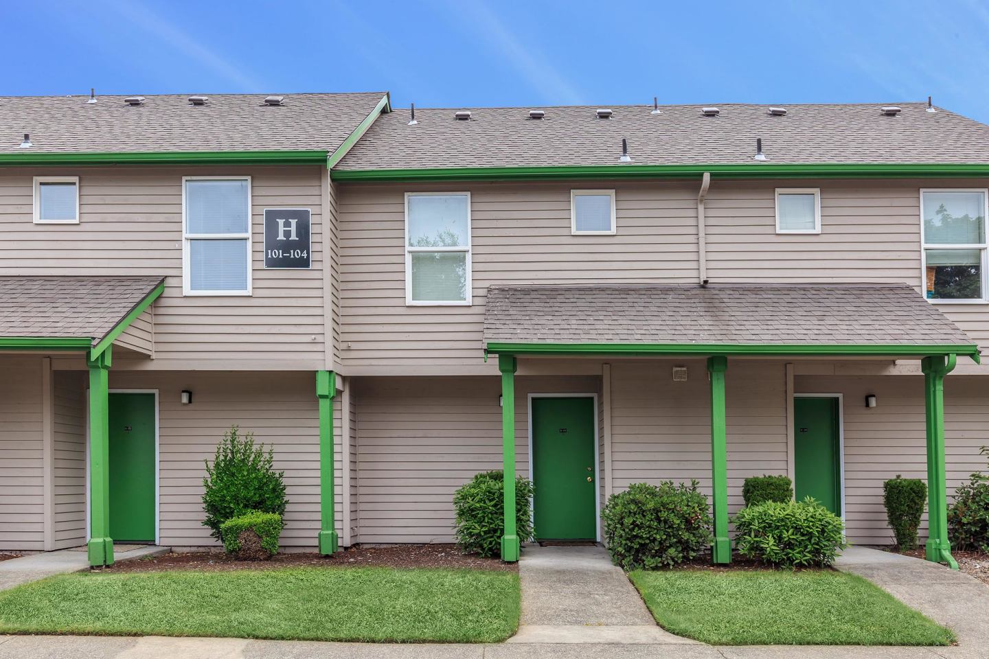 Emerald Court Image 13