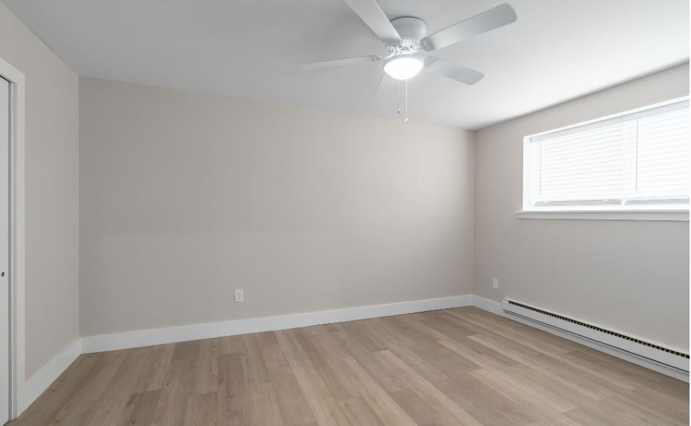Laura Lane Apartments Image 10