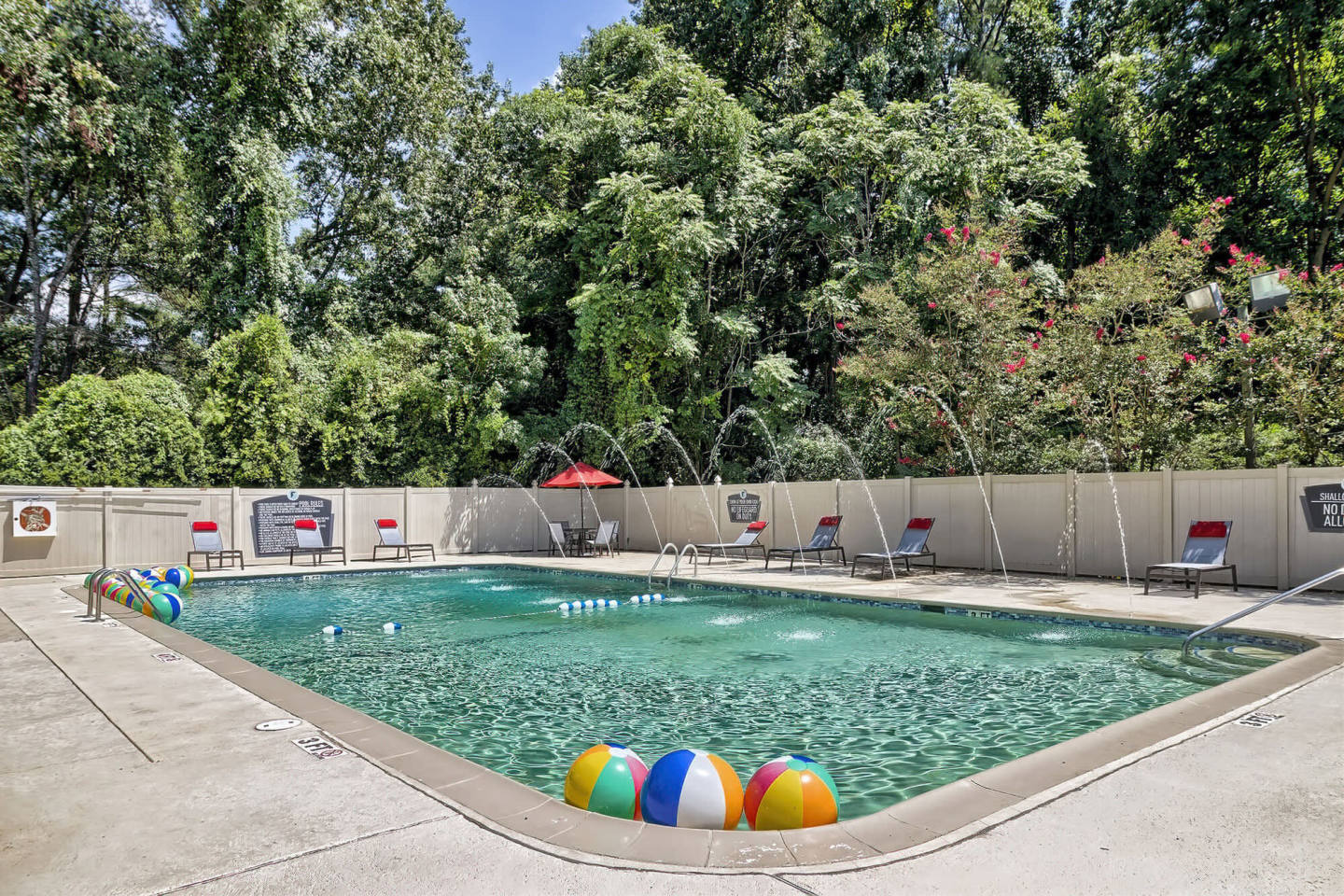 The Farrington Apartment Homes Image 33