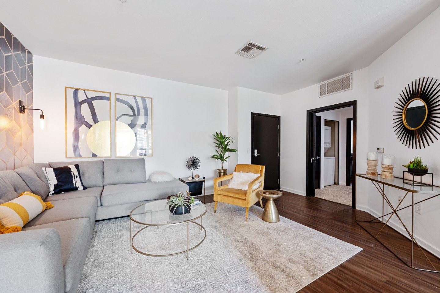 7950 West Sunset Image 2