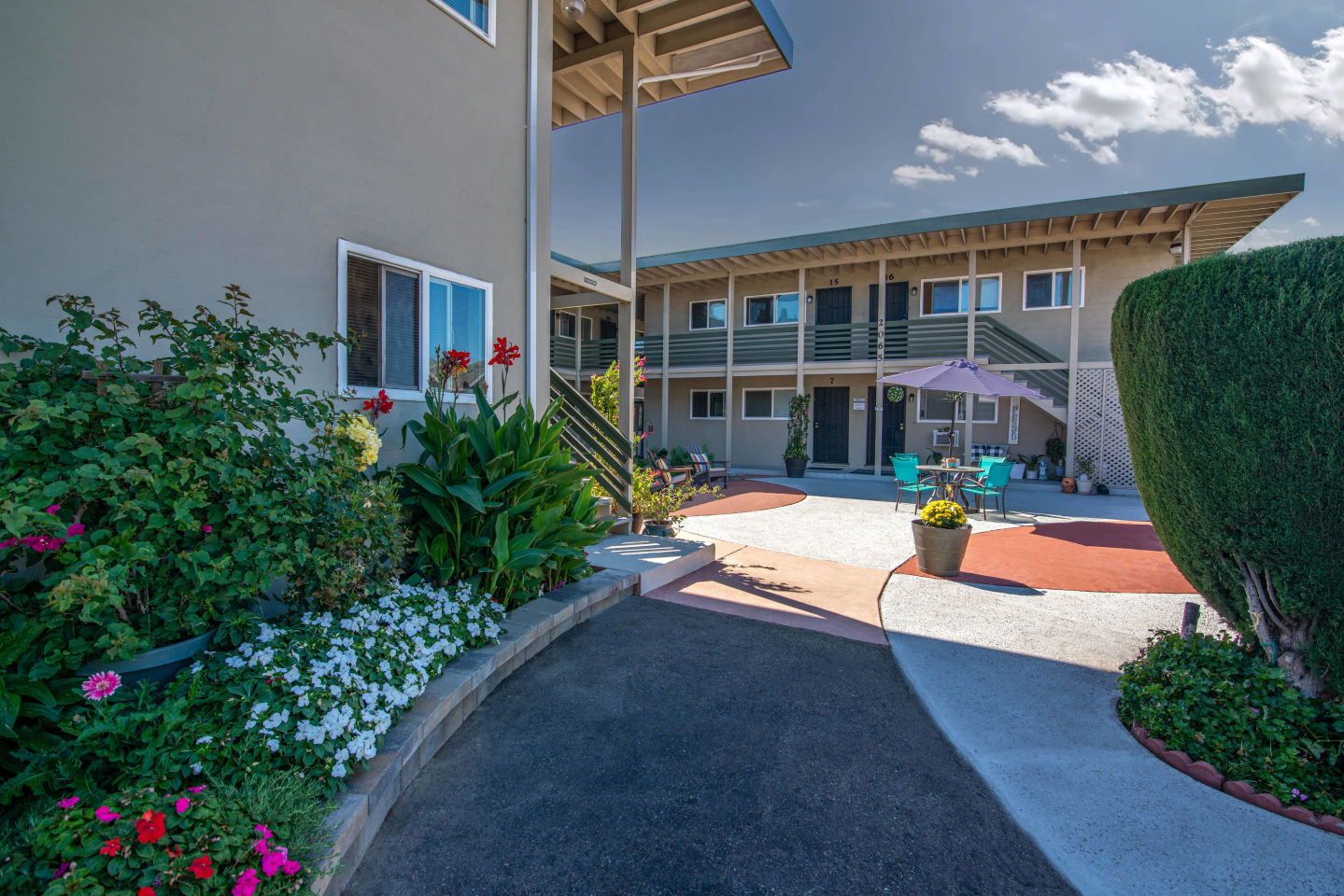 Marlboro Manor Apartments Image 11