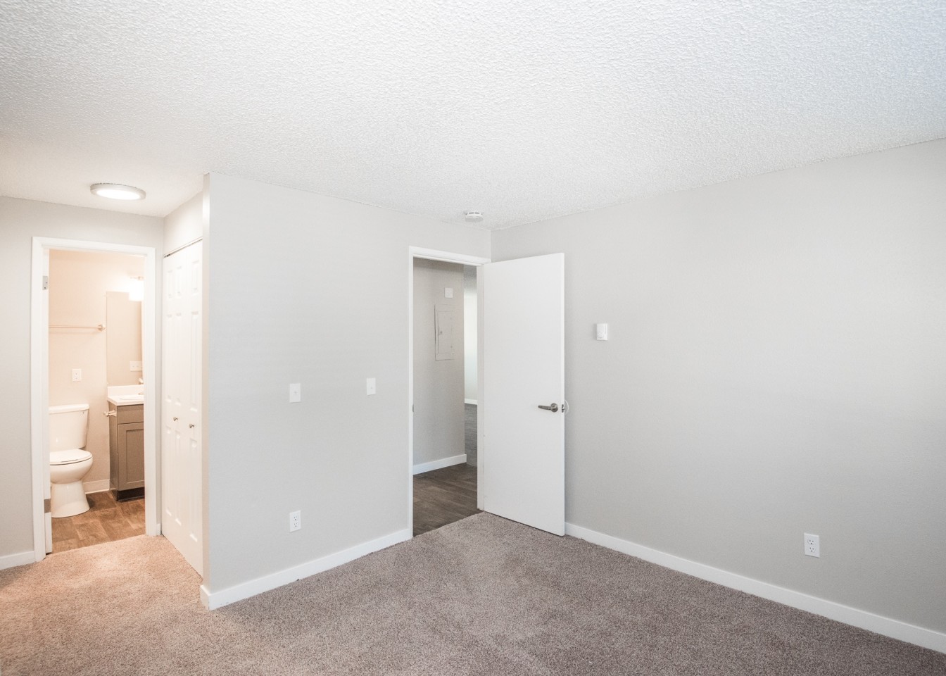 Fox Pointe Image 19