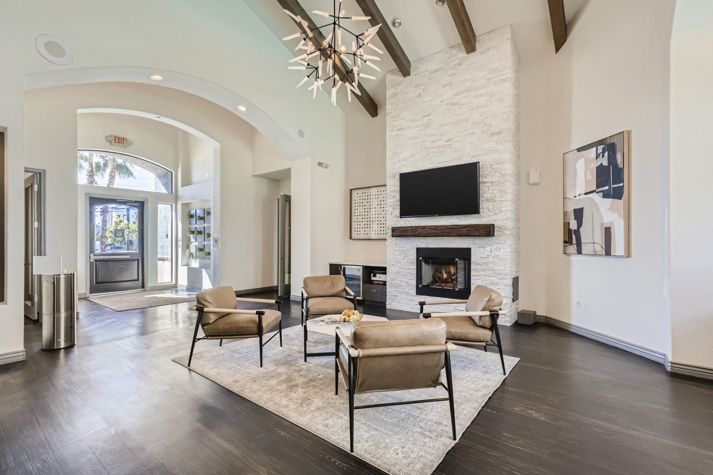 Mandarina Luxury Apartment Homes Image 74